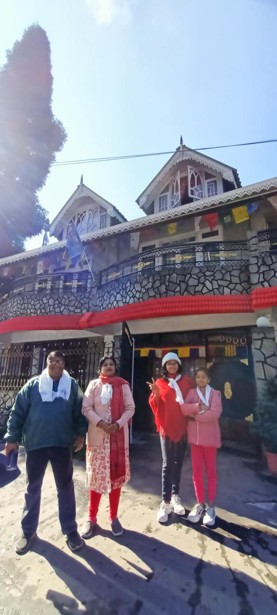 Tharbaling Homestay ดาร์จีลิง ภายนอก รูปภาพ