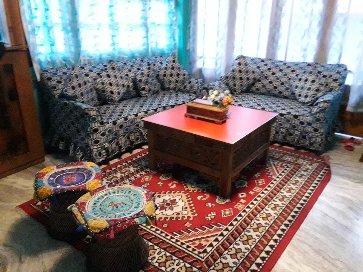Tharbaling Homestay ดาร์จีลิง ภายนอก รูปภาพ